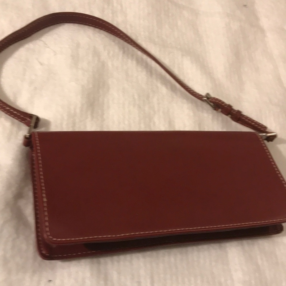 Handbag - Picture 3 of 5